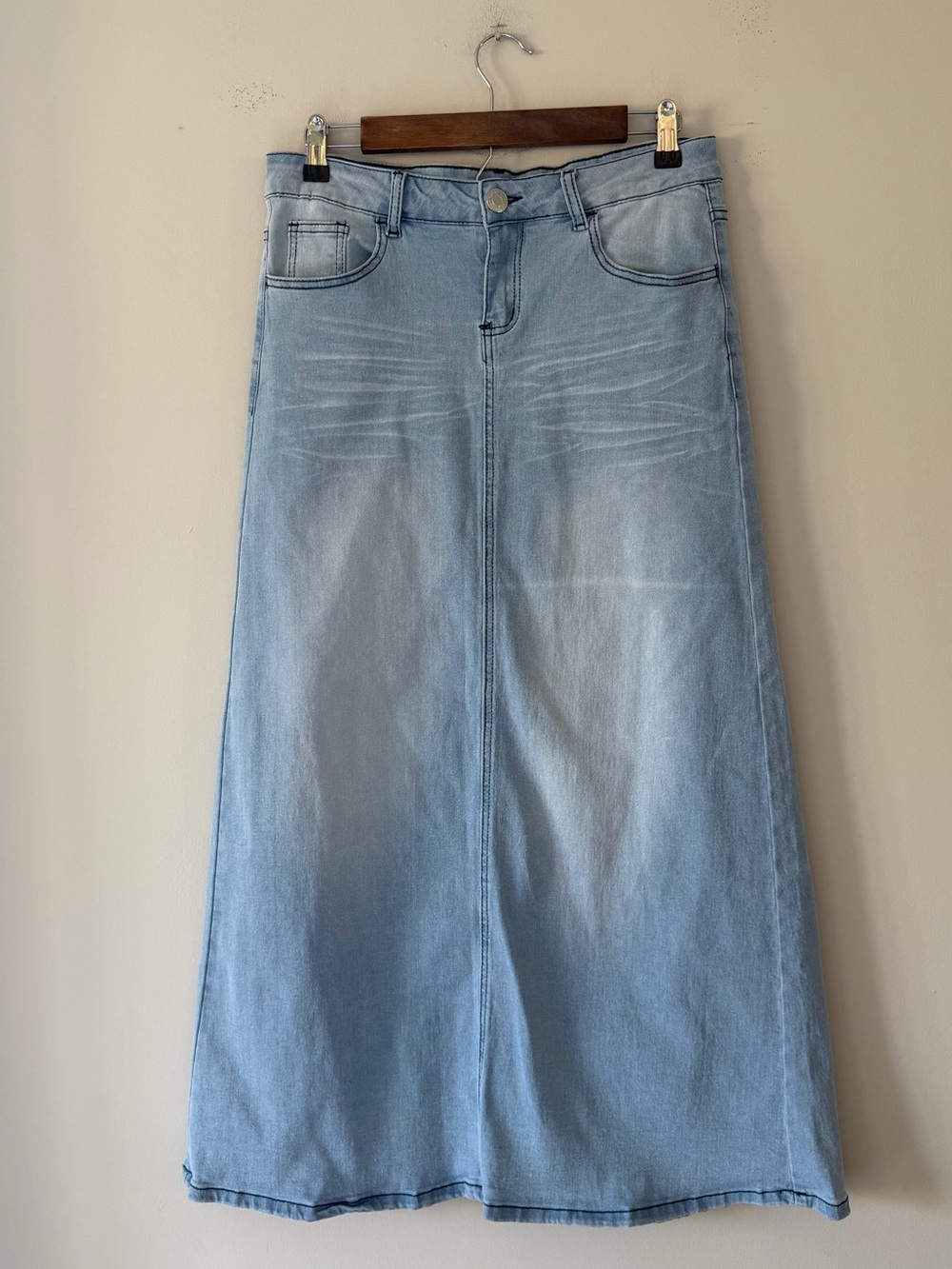 Be Girl Light Wash Denim Maxi Skirt Size Medium